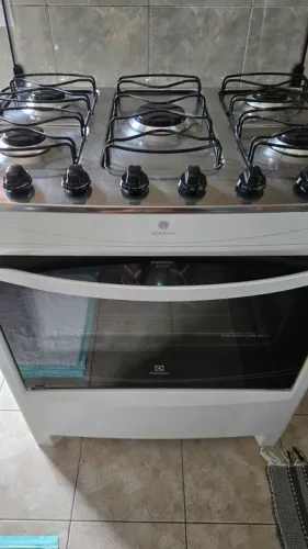 Fogão Electrolux Semi Novo