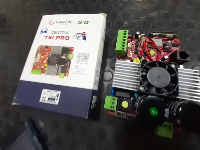 Manutenção de portão, manutenção de motor, troca de roldanas, troca de trilho  