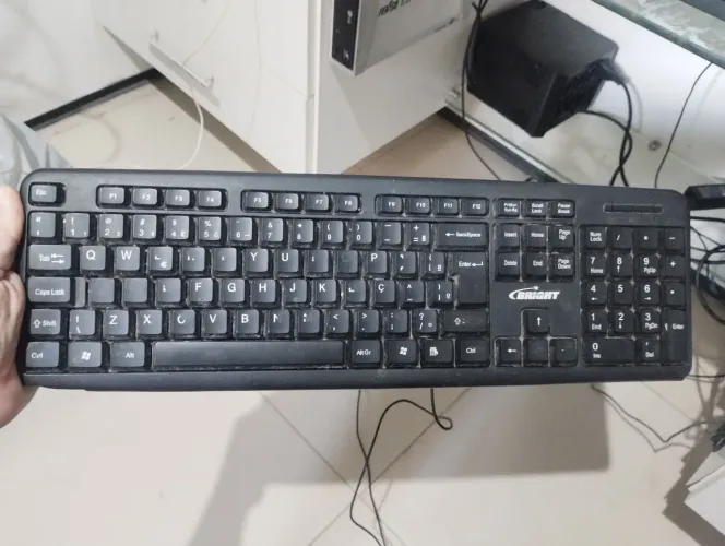 Teclados Usados