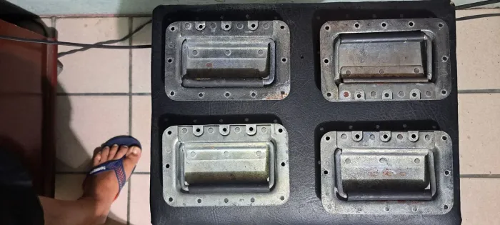 4 alças externa retrátil pra case e caixa de som 