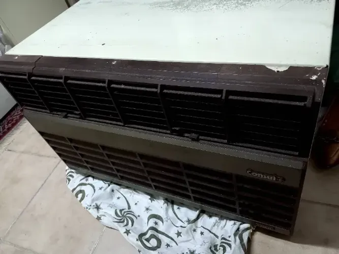 Ar Condicionado de Janela Consul 10.000 BTUS. Ar Condicionado FRIO e QUENTE.