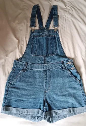 Jardineira jeans
