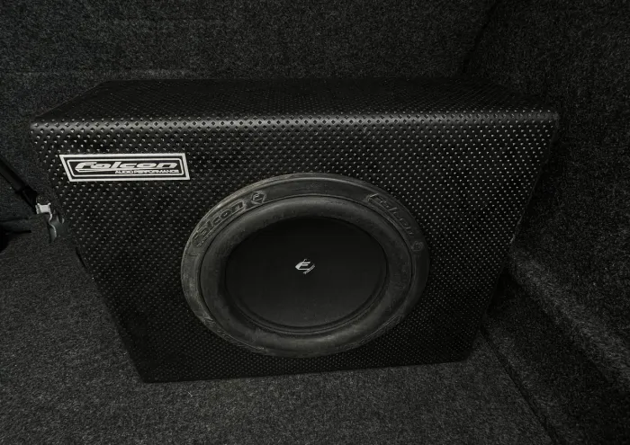 Subwoofer Amplificador Falcon 8 200RMS
