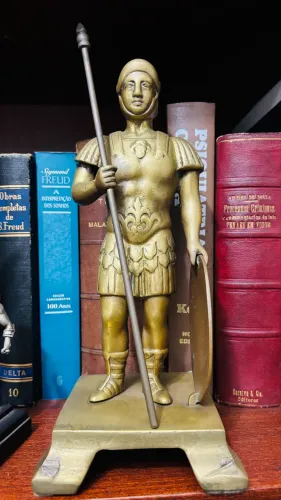 Escultura soldado em bronze