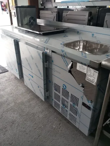 NZ. Balcão de serviço refrigerado inox com pia 2 metros Gelopar 