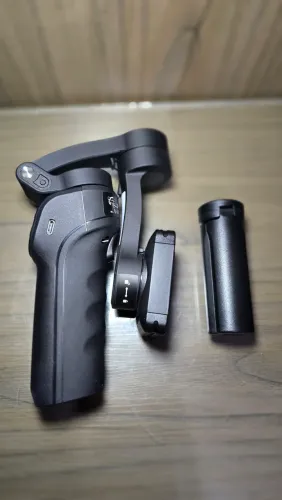 Estabilizador gimbal pra celular 