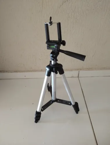 Tripé p/câmera / celular 30
