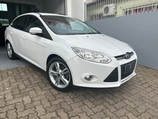 Ford focus SE 2015 Automático 
