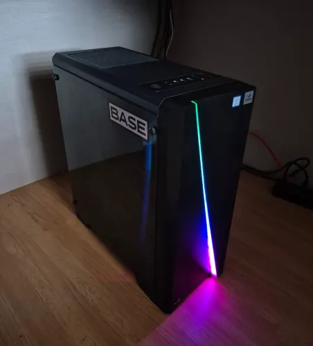 PC Gamer RTX 3050 8GB, 16gb ram, i3 9100F. Negocio o preço, excelente estado!