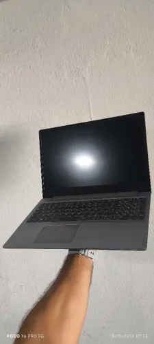 Notebook Lenovo i7 8ger, 8gb ram, SSD NVMe 256gb, place de vídeo IRIS grafic. .10X S juro