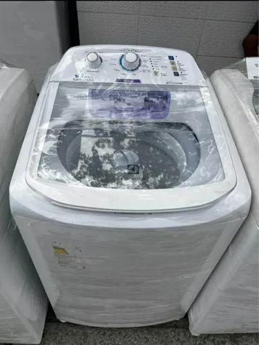 Vendo maquina de lavar com garantia testamos no ato da entrega 