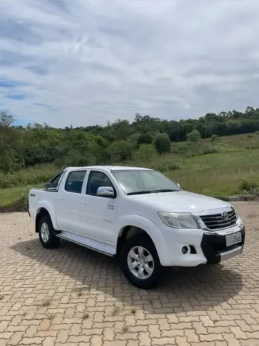 Toyota Hilux CD SR 4X2 2.7 16v/2.7 Flex Aut. 2015