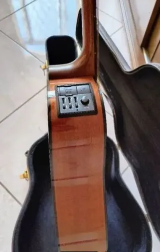 Violão TAKAMINE FOLK Gseries EG320C + CASE + ACESSÓRIOS/ALÇA/CABO combinar entrega.