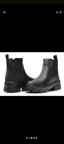 Botas Chelsea Tratoradas em Couro - Elegância e Conforto