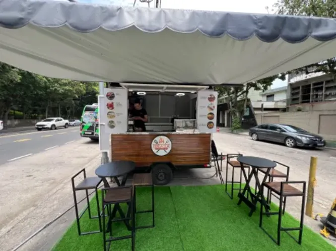 FOOD TRUCK / TRAILER (IMPERDIVEL PARA FECHAR NEGOCIO)