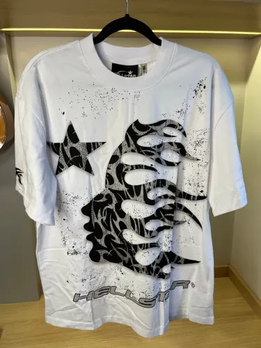 Camiseta Hellstar - Design Exclusivo