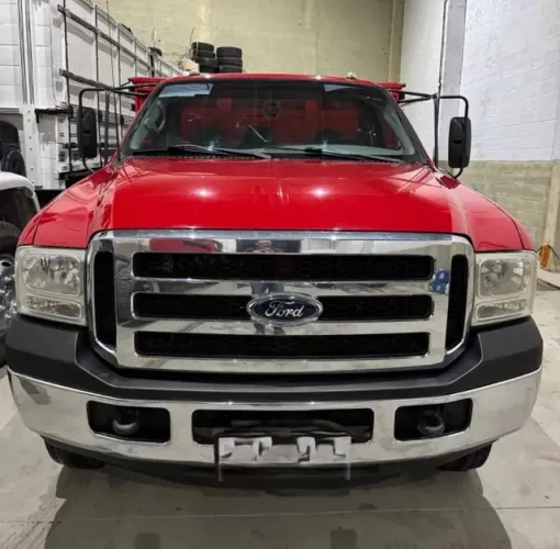 F4000 2018 4x4 2P Carroceria. 