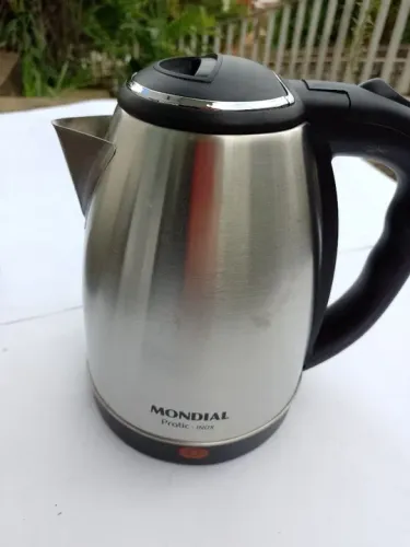Chaleira Elétrica Mondial Prática Inox