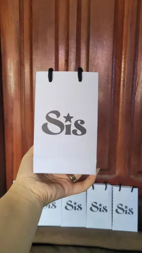 Sacolas DD/ Papel 