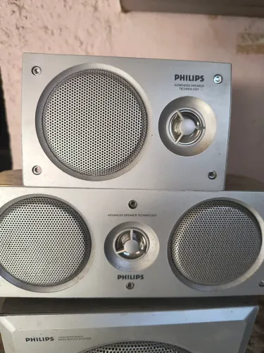 Caixa de Som Philips 2.1