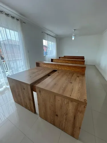 mesa de escritorio com baias 10 pessoas