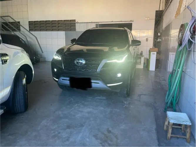 Toyota Hilux SW4 SRX 4X4 2.8 TDI 16V Dies. Aut. 2016