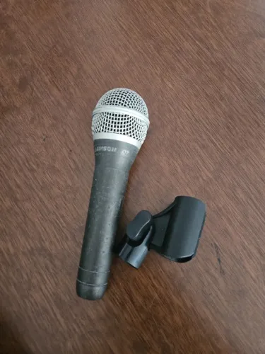 Microfone Samson Q7 Dinâmico Supercardióide
