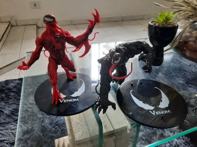 Bonecos Venom e Carnage - Action Figures
