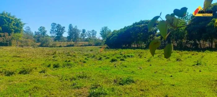 Sítio à venda, 6 quartos, Área Rural de Divinópolis - Divinópolis/MG