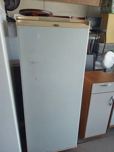 Geladeira 300l Consul usada completa 