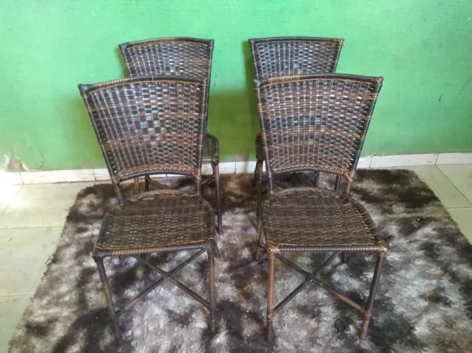 Conjunto de 4 Cadeiras de Jantar em Fibra Sintética