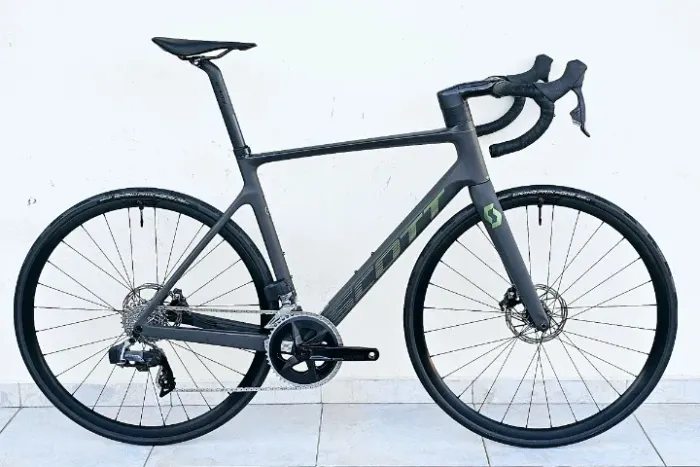 Scott Addict RC 30 Carbon 2022 - Tamanho 56 - Sram Rival 2x12v Axs - Seminova - Road Speed