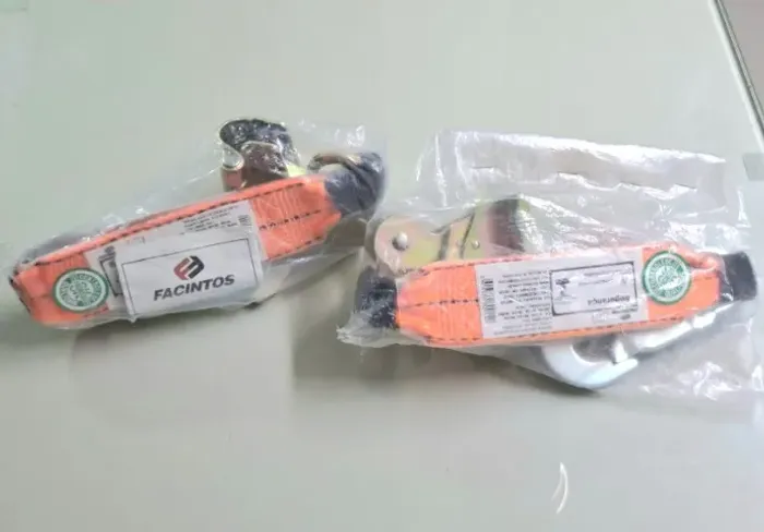 Trava-Quedas Para Corda 12mm Facintos 0805TQC Gancho Com Trava Dupla 16mm