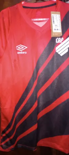 Lindíssima camisa do Athetico Paranaense.
