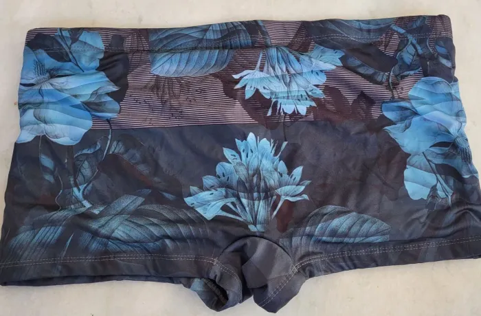 Sungas de Banho Masculina - Estampa Floral Azul