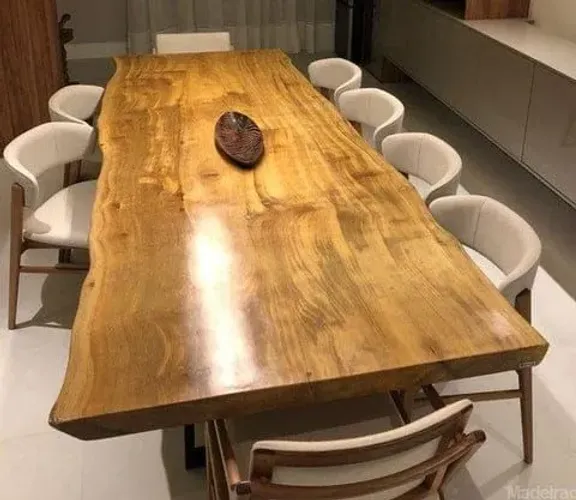 Mesa de Jantar Rústica de Madeira Maciça Pequiá 