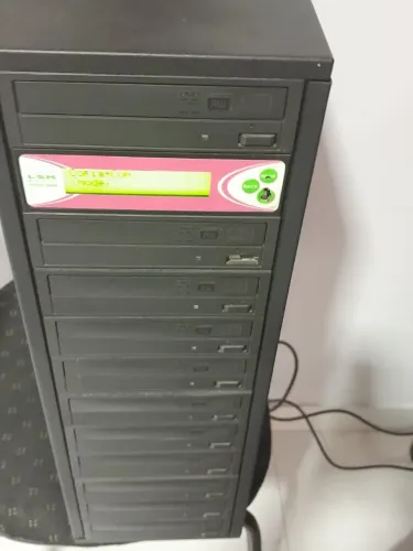 TORRE DE GRAVAR CD E DVDS