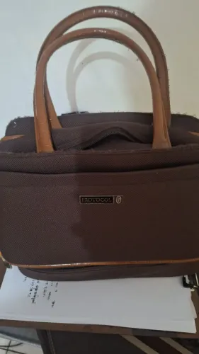 Bolsa de mão marrom