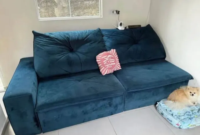 Sofá Retrátil Reclinável em Sued - 2,20 (estado de novo)