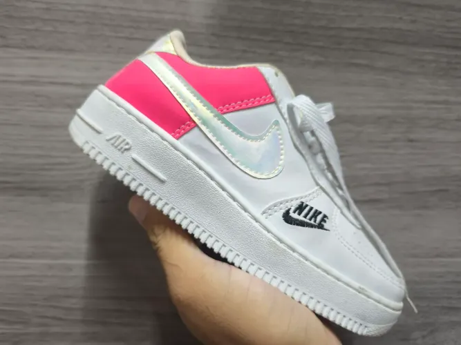 Tênis Nike Feminino academia 34