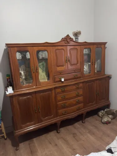 Vende-se Arca e Oratório em peroba rosa, antiguidades original