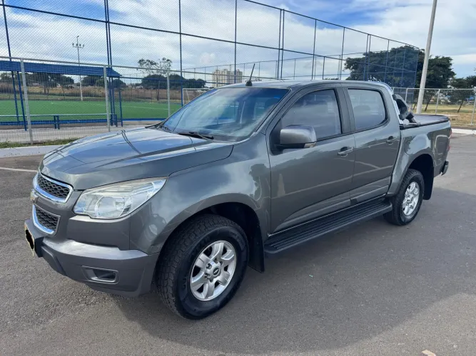 Chevrolet S10 Pick-up LT 2.8 TDI 4X2 CD Diesel 2013
