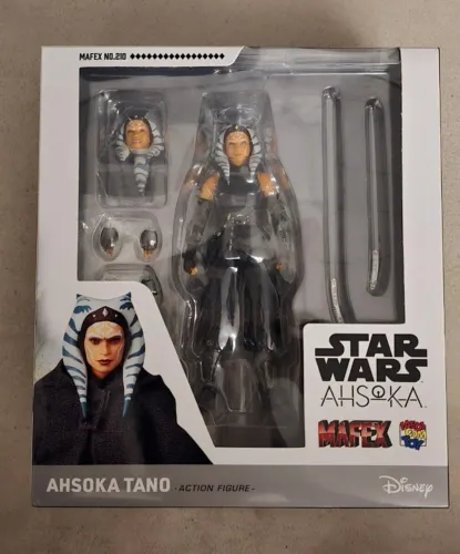 Ahsoka Tano Mafex No.210 (The Mandalorian Ver.) STAR WARS