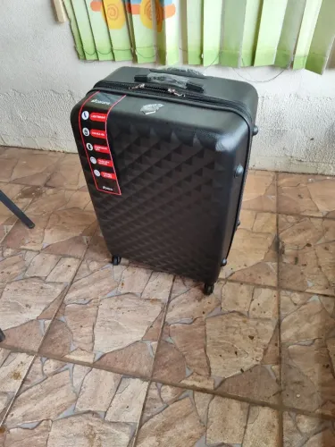 Mala de viagem 36 kilos 