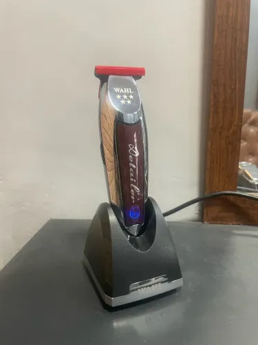 Maquina de acabamento