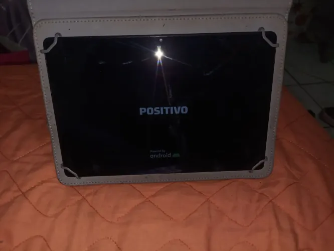 Tablet Positivo Tab A 10" Barato - Funcionando, Tela com Mancha