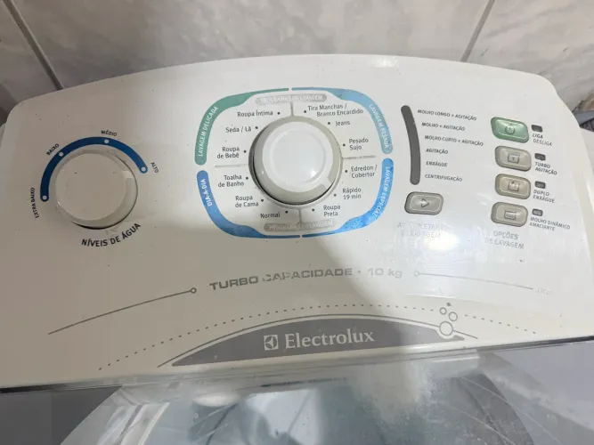 Máquina de lavar 10 kg eletrolux