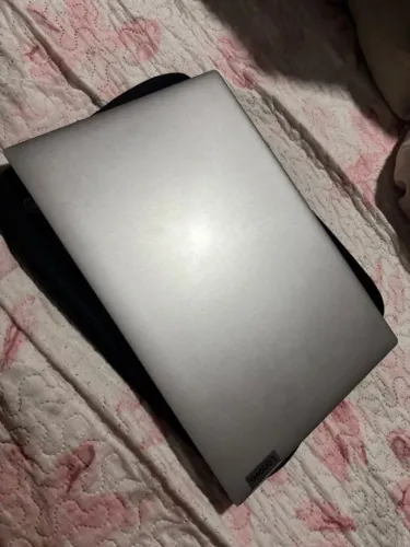 Notebook semi novo