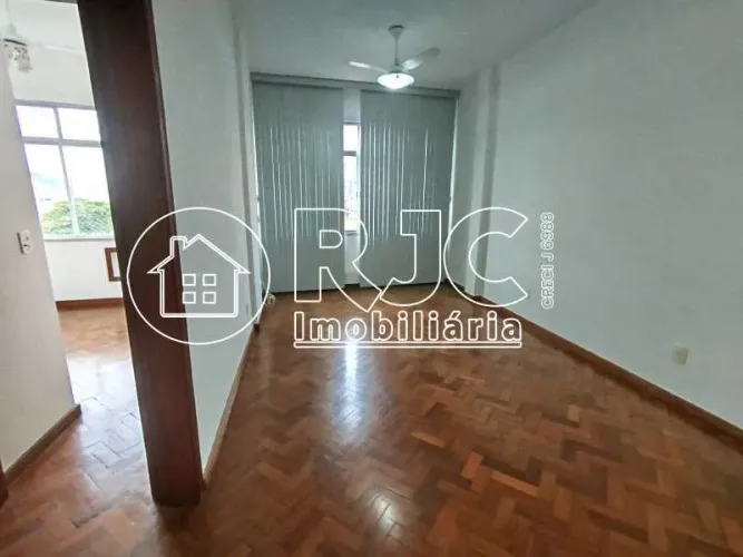 Apartamento : Padrão / Residencial / Tijuca