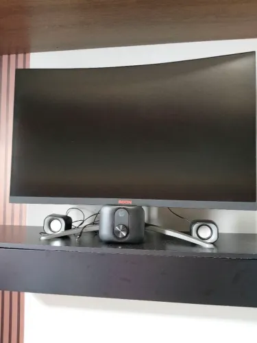 Monitor para Gamer AGON
